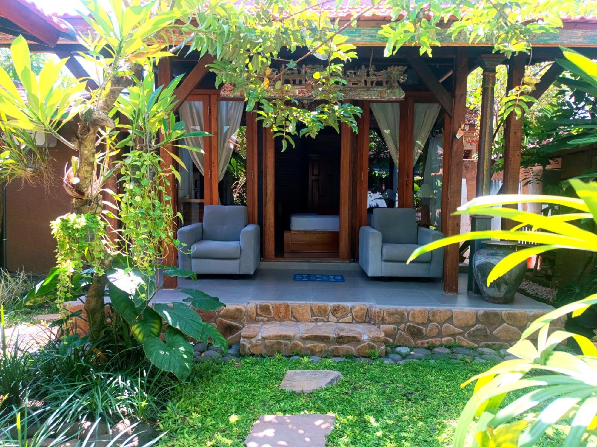 Katang - Katang Guest House Denpasar  Exterior photo