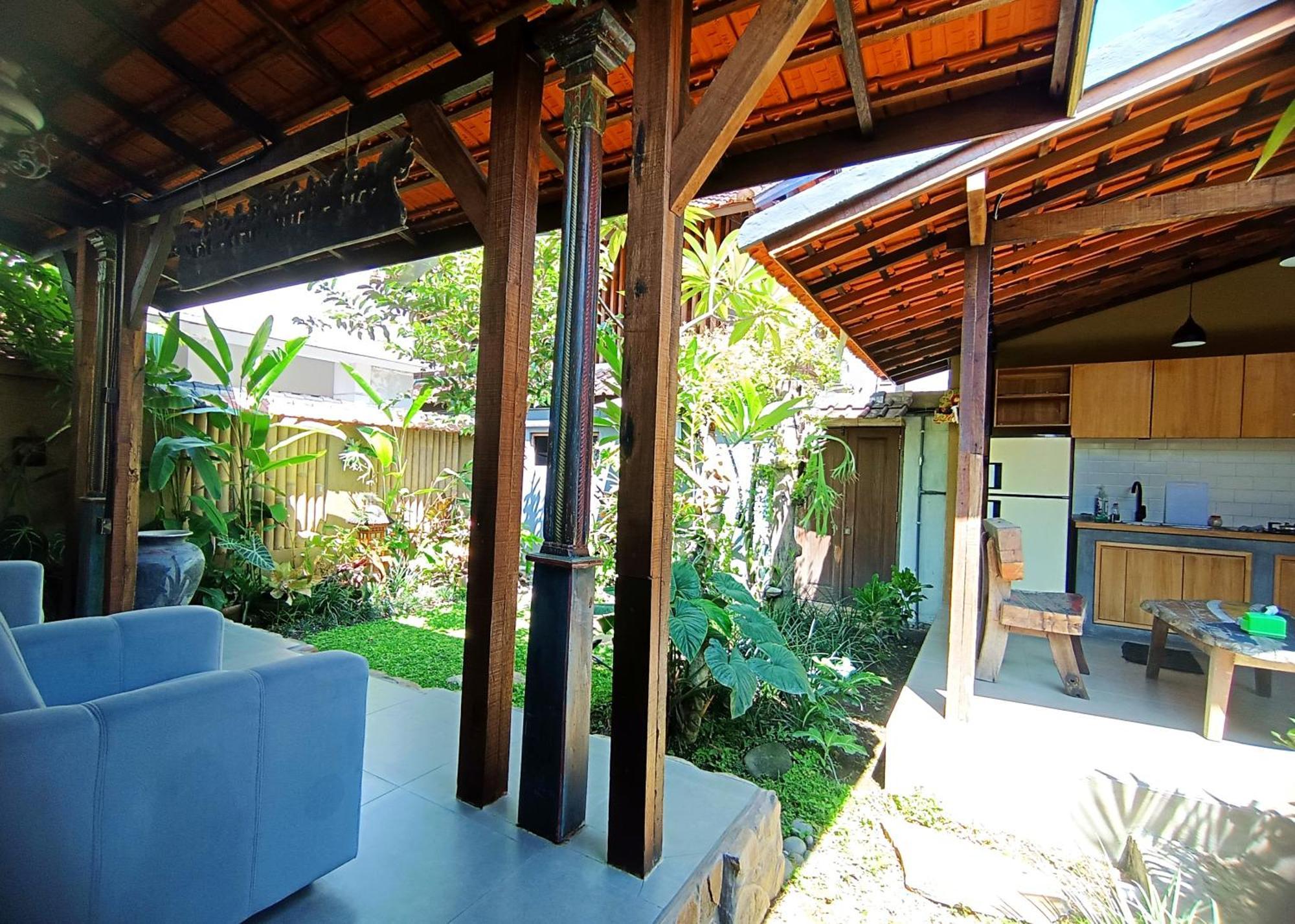 Katang - Katang Guest House Denpasar  Exterior photo