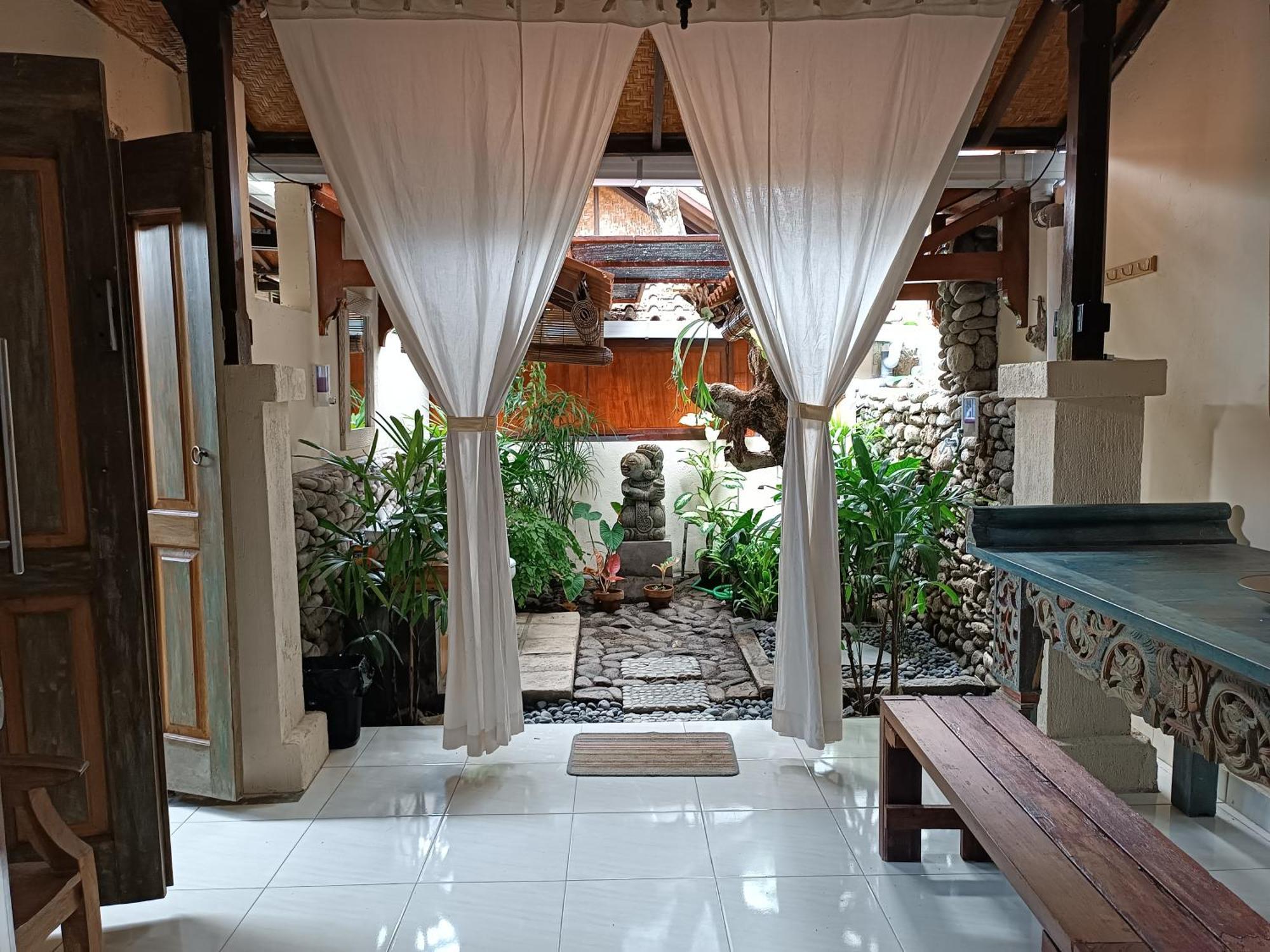 Katang - Katang Guest House Denpasar  Exterior photo